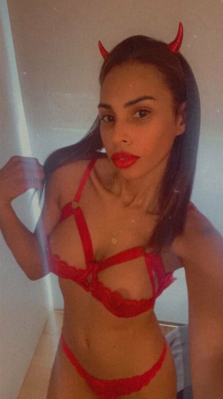 katemodelo hot model image