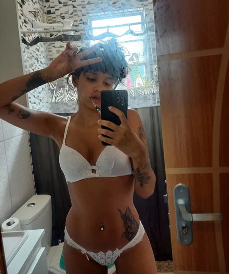 Yasmim Machado sex star img