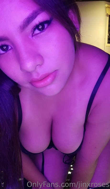 jinxroses hot pornstar picture