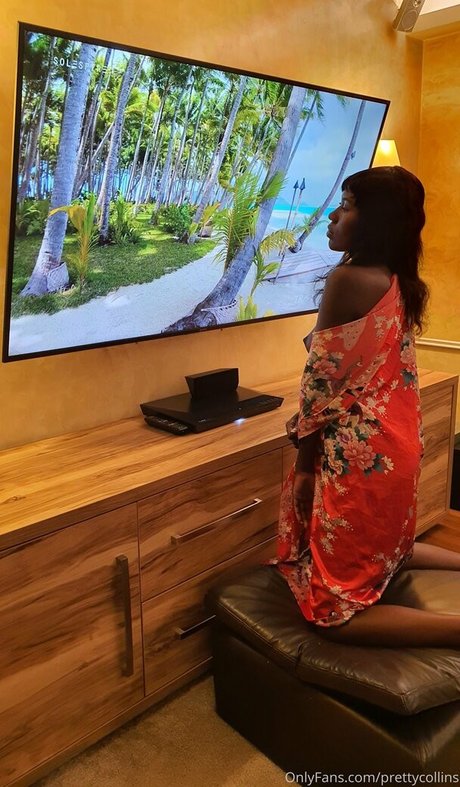 prettycollins adult model image