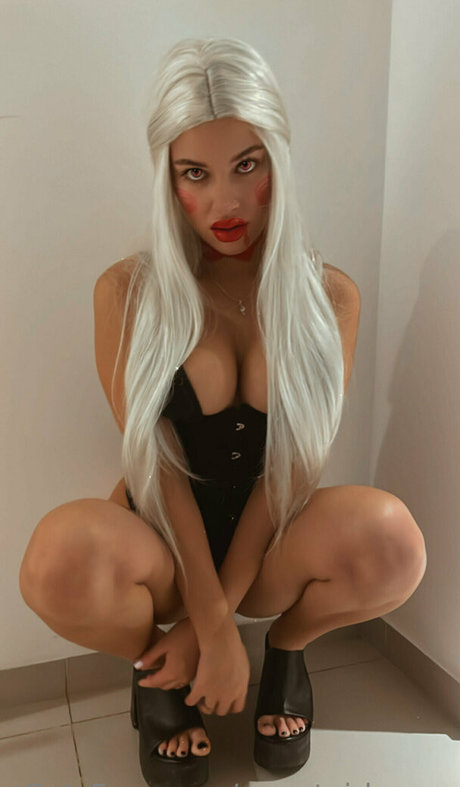 sweetgirl xoxo naked pornstar pic