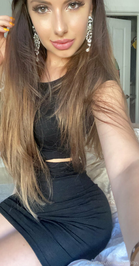 mollina rae star art photos