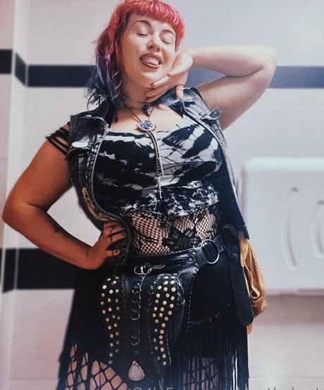 doethebrat model nice photo