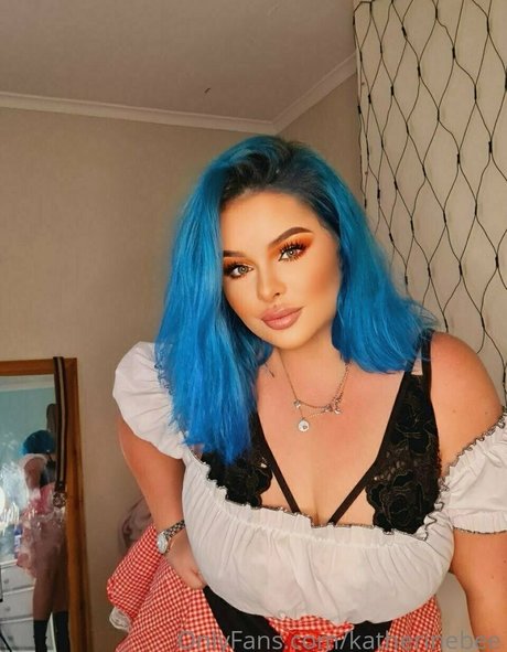 beckybeeofficial pornstar beautiful pic