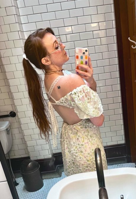 Space Ghost art actress picture