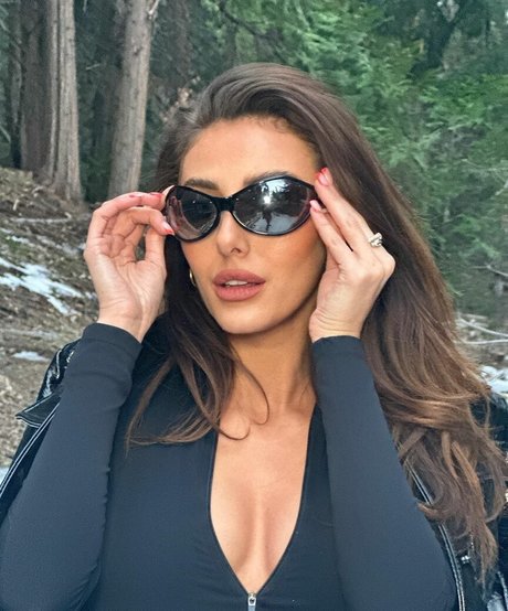 Chloe Veitch nice star galleries