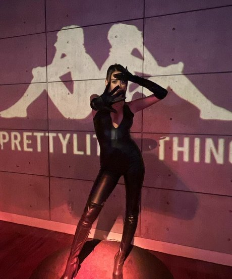 Chloe Veitch perfect pornstar galleries