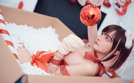 Le Josette beautiful model img