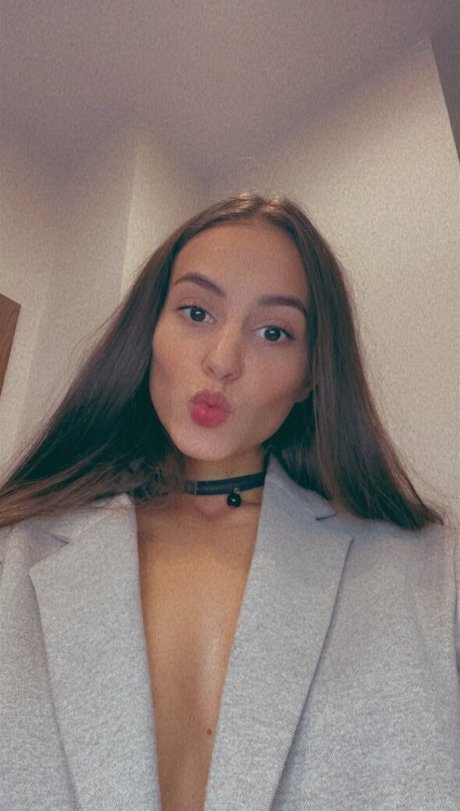 babycarriefree pornstar erotic pic