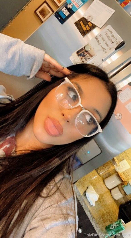 lexihunterr erotic star pic