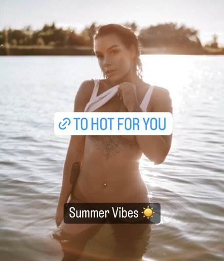 kimassthetics pretty actress gallery