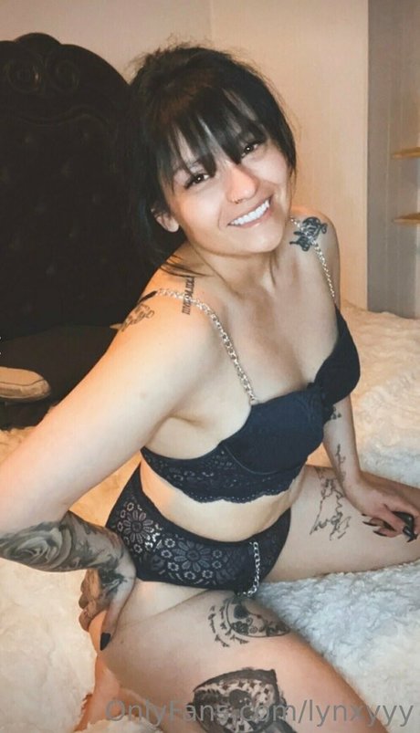 lynxyyy adult actress image
