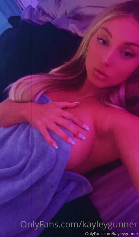 kayleygunner model exclusive photos