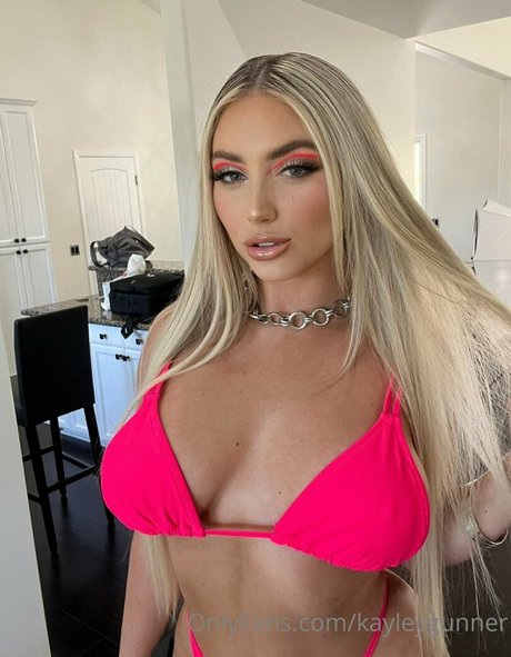 kayleygunner model sexy photos