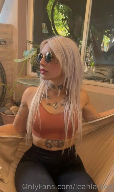 leahlarsen pornstar beautiful images