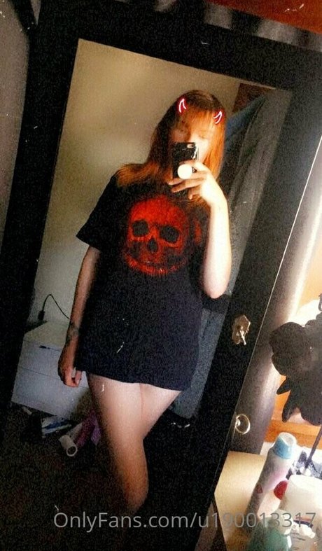 ellie3y3ballzdeep star nudes pics