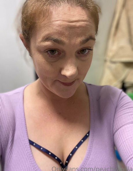 peachvanilla model free pic