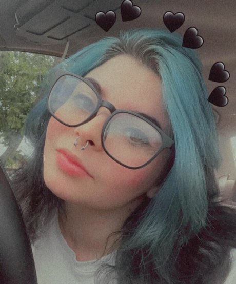 Littlemadds26 model free photo