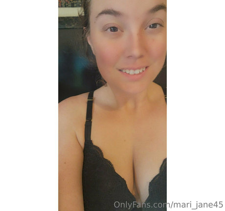 mari jane45 model pornographic photos