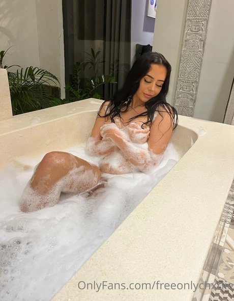 freeonlychxrlie nice star img