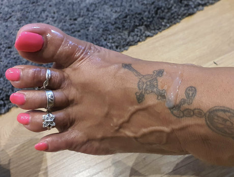 madsoles 1 exclusive pornstar image