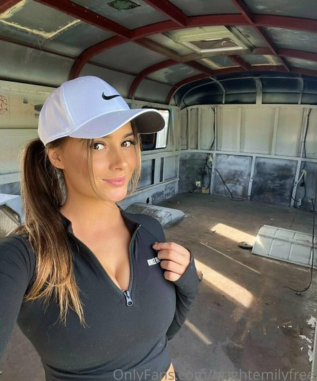 brightemilyfree model exclusive image