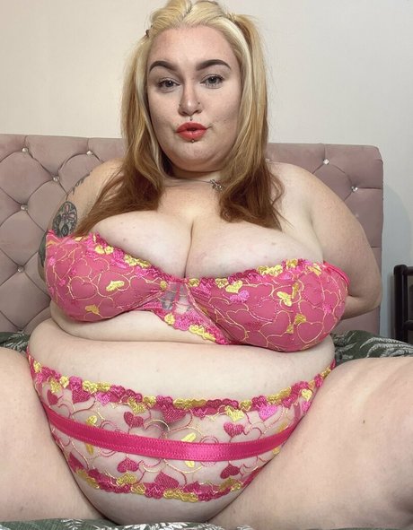 xskylarosex x perfect actress image