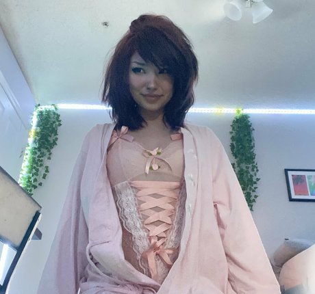 yourluvrgrl sex model pic