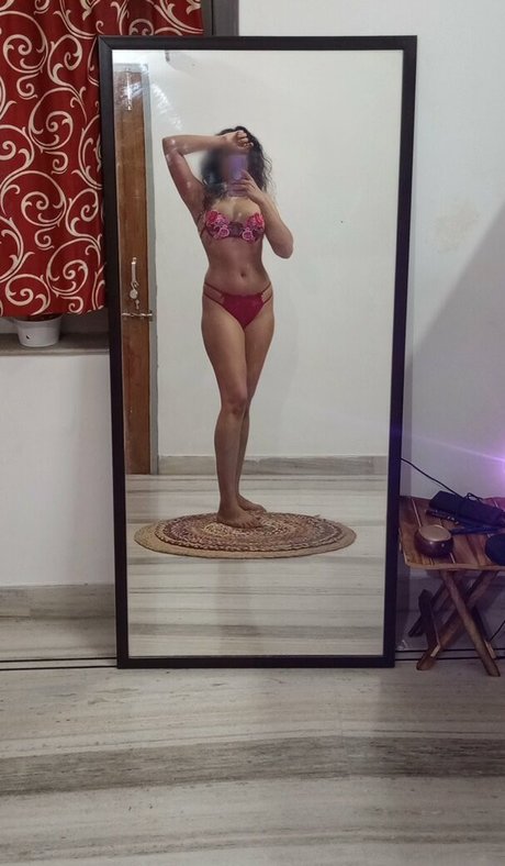 feelinhothothot model perfect picture