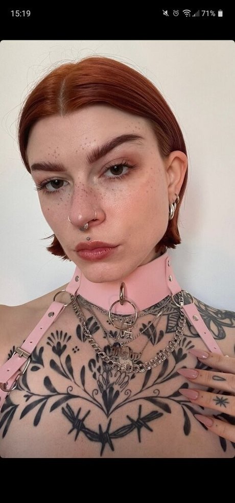 IvyElf sexy star pics