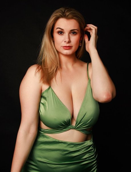 Natalie Juliet Deadman pornstar nice photos