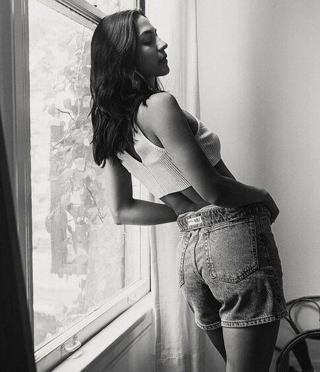 Natalee Linez xxx star photo