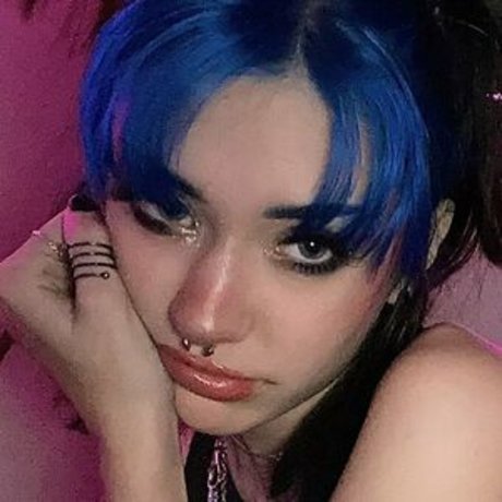 Charley Gray porn model photo