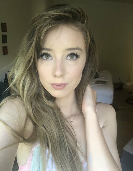 misshaleyreedx model hd photo