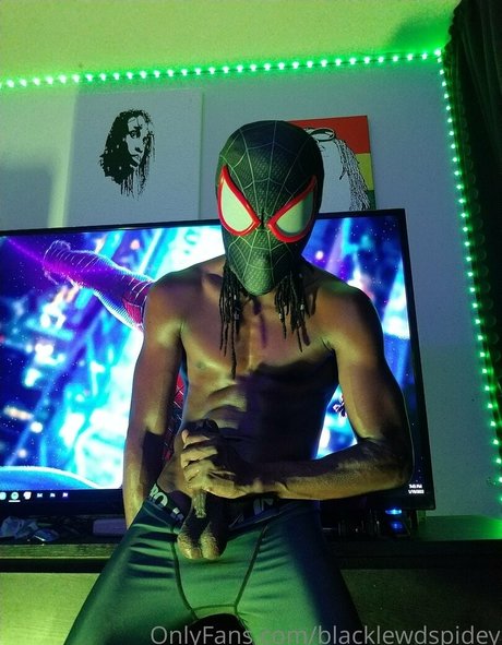 blacklewdspidey hd star galleries