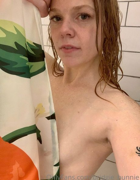 Scarlettebegonia model nude galleries