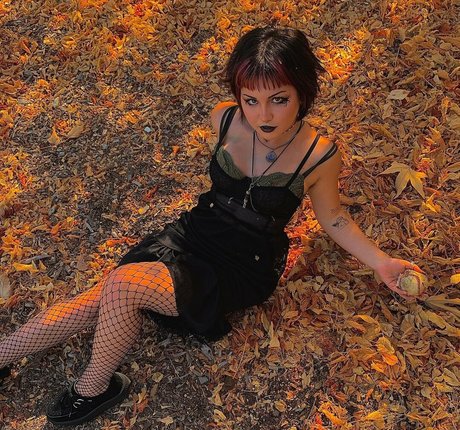 Paris Sun pornographic actress picture