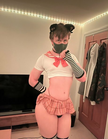 freeusefemboy02 star nude img