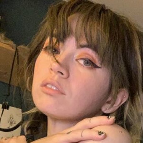 FapcakeSenpai sexy actress image