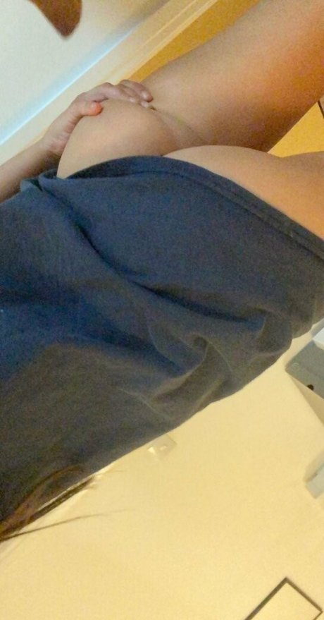 Danielle Shayes sexy model gallery