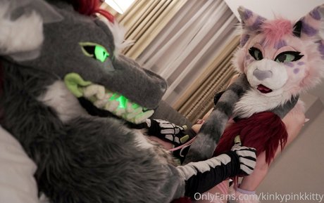 kinkypinkkitty beautiful model image