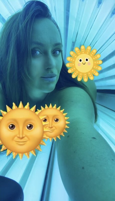 Caitlin Appleyard hot actress pictures