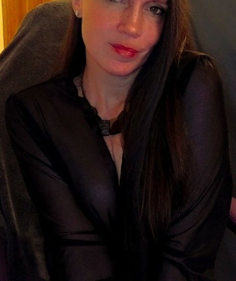 Molly Nova model xxx img