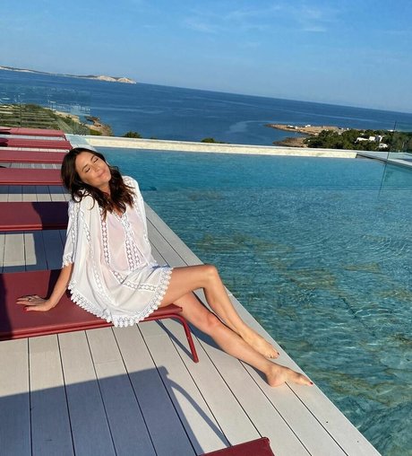 Lisa Snowdon model perfect pictures