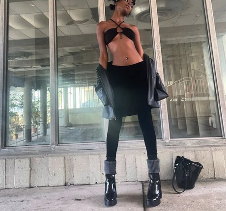 Mila Mars top actress pic