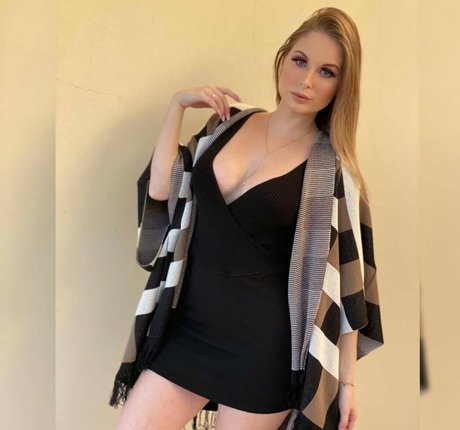 Paola Marchetto star xxx picture