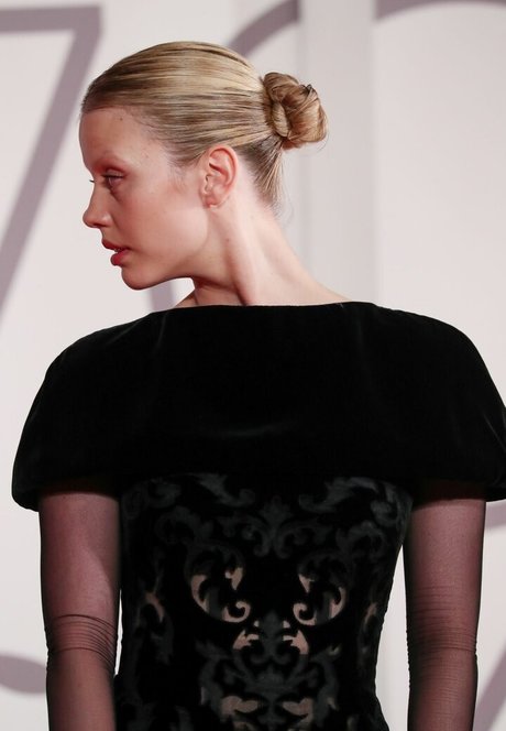 Mia Goth pornstar top pics