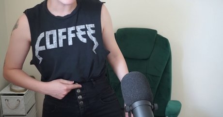 Dodger pornographic actress pictures