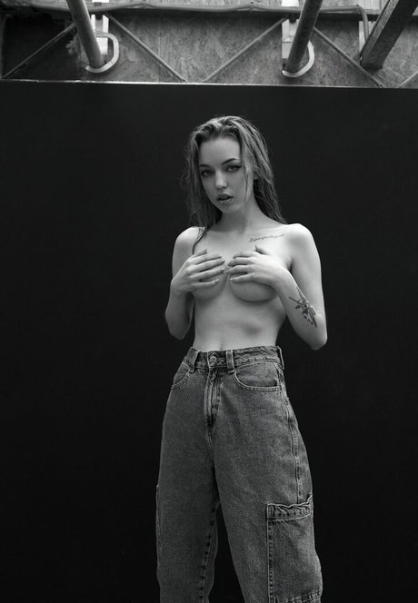 Kootovva sexy pornstar image