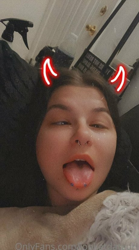 lookatdatgurl naked model img